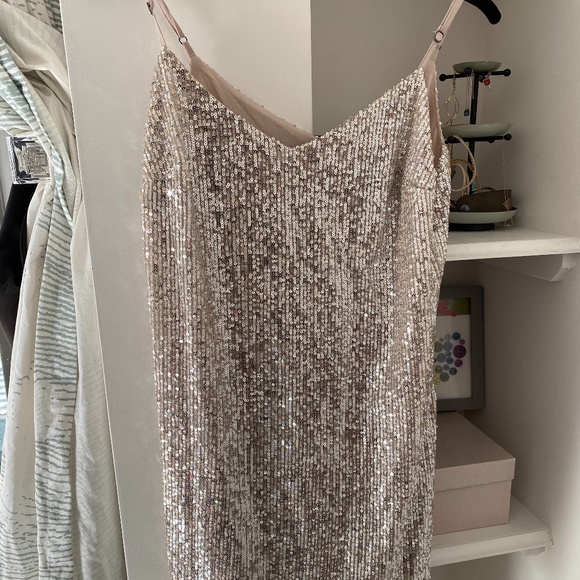 Banana Republic Sparkly Sexy Mini Dress Size 0P - Picture 1 of 4